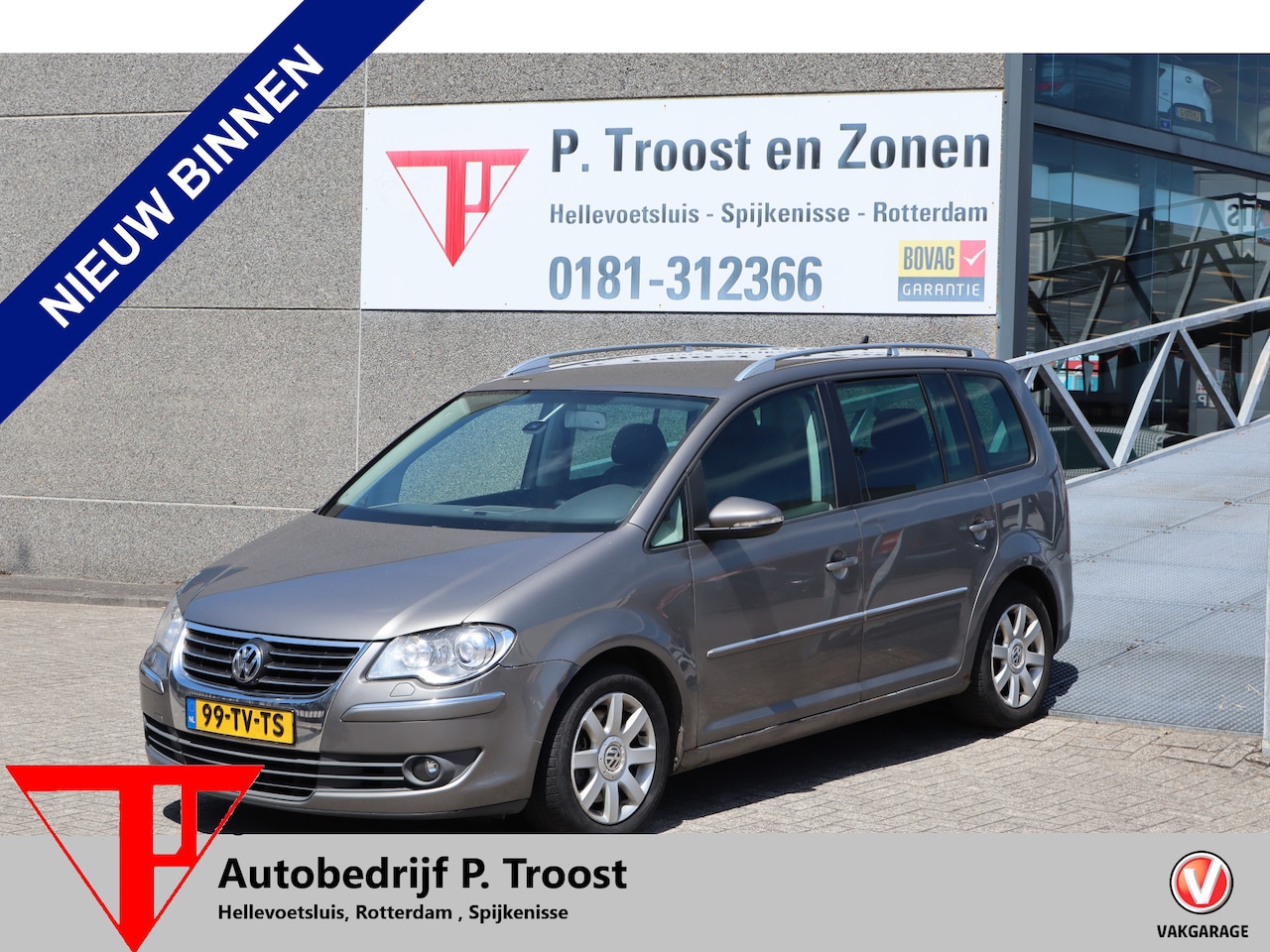 Volkswagen Touran - 2.0 TDI Highline Business Achteruitrijcamera/Stoelverwarming/Cruise control/Airco MEENEEMP - AutoWereld.nl