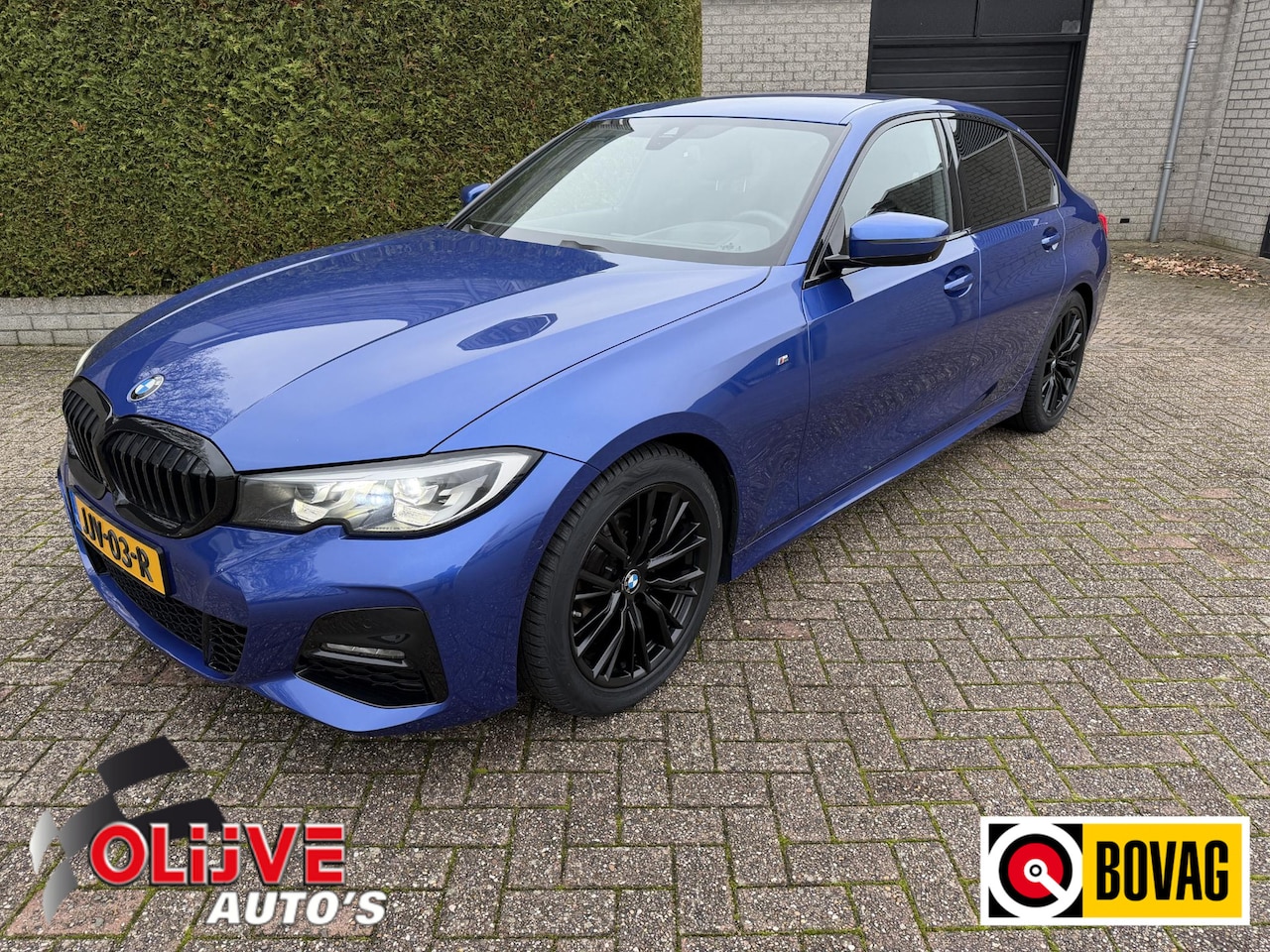 BMW 3-serie - 318i High Executive / M-Sport / Carplay - AutoWereld.nl