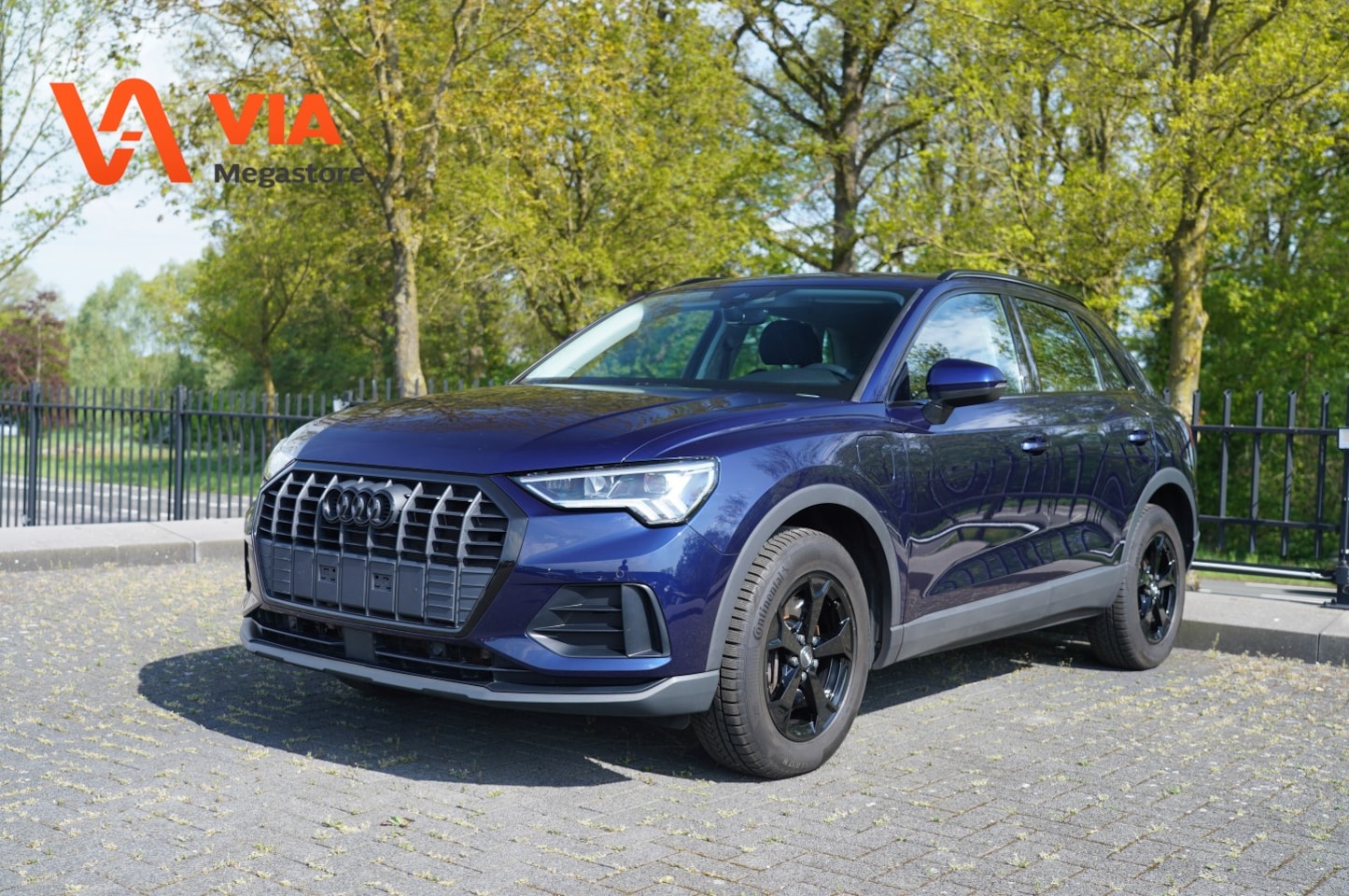 Audi Q3 - Black & Blue S-Edition | 45e TFSi PHEV | LED | PDC | S-Line int. | ACC | ECC | - AutoWereld.nl