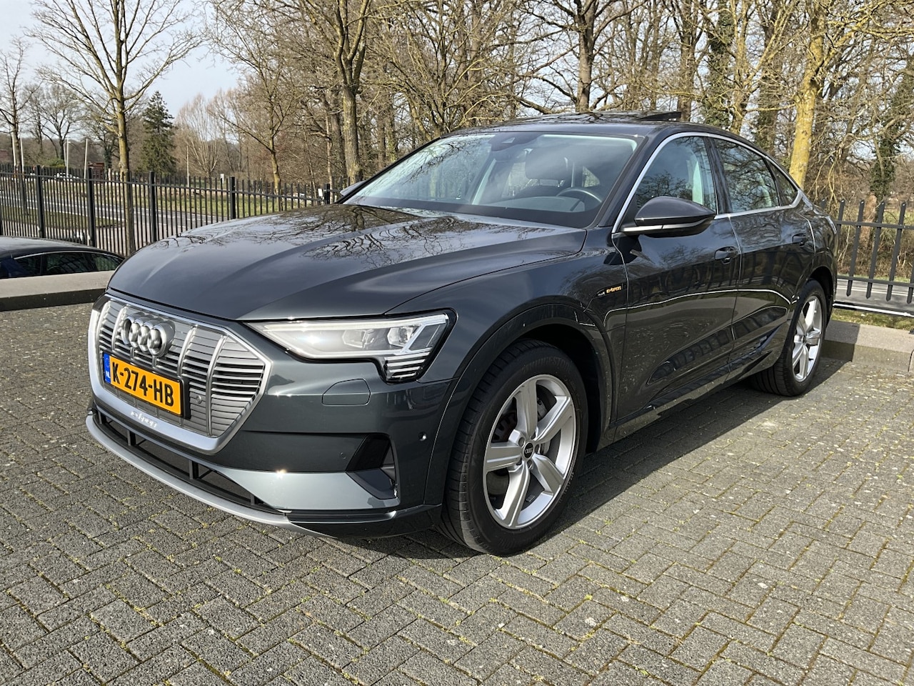 Audi e-tron Sportback - 50 Quattro 94% SOH Business | Pano | Leer - AutoWereld.nl