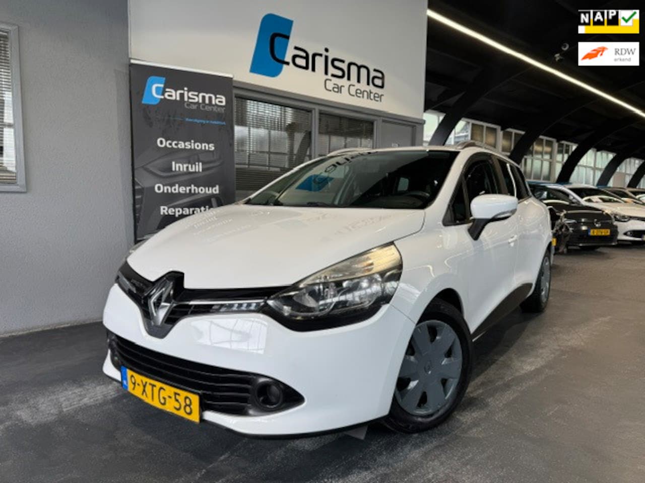 Renault Clio Estate - 0.9 TCe Expression Navi|Cruise|Airco - AutoWereld.nl