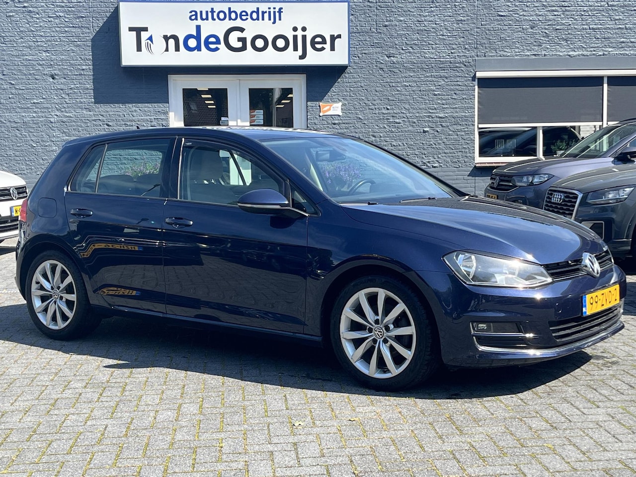 Volkswagen Golf - 1.4 TSi 140 pk ACT Highline | NAV. | ALCANTARA | TREKHAAK AFN. | - AutoWereld.nl