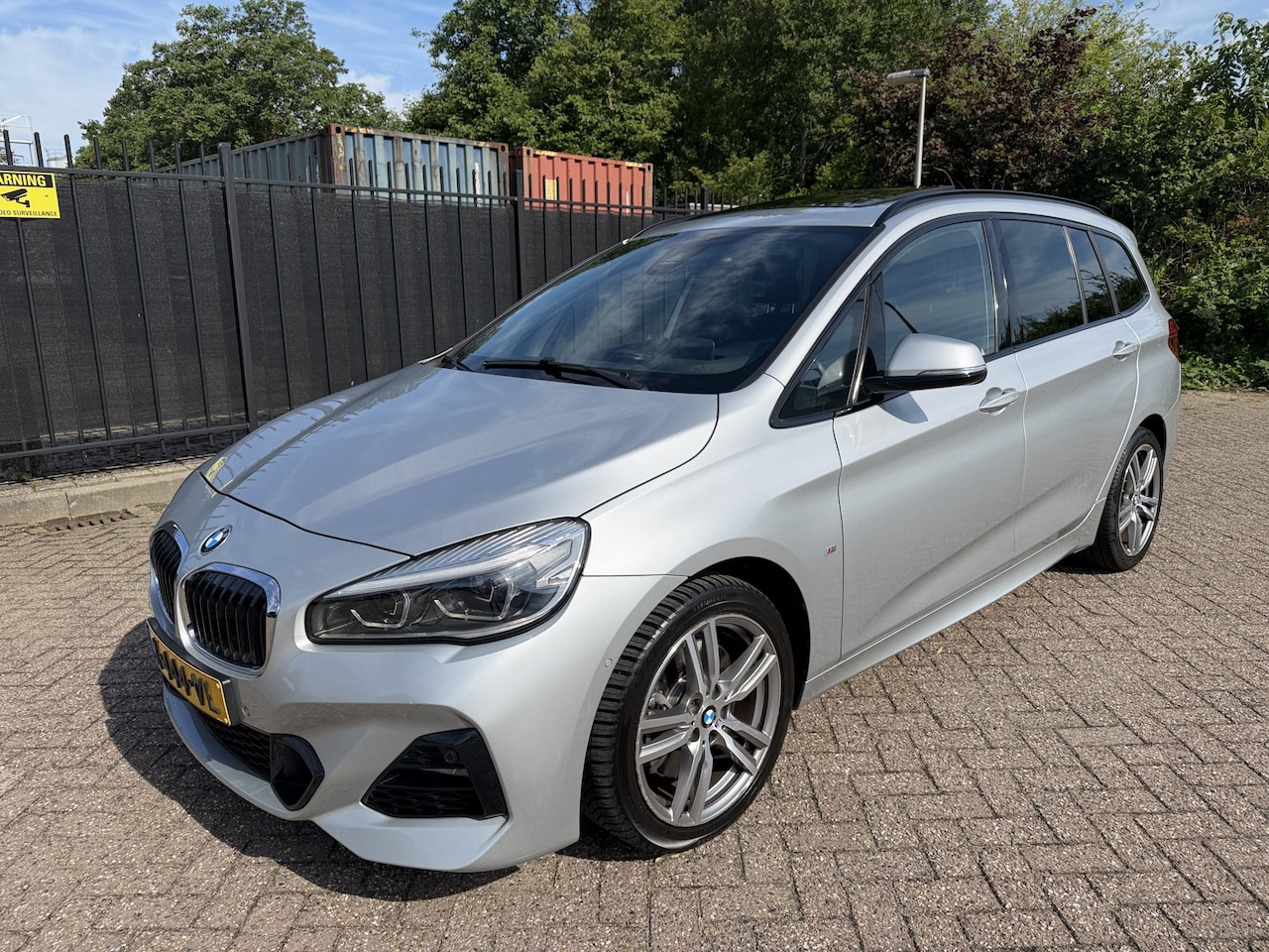 BMW 2-serie Gran Tourer - 220i 7p. High Executive M Sport Carplay/Panorama/Leer - AutoWereld.nl