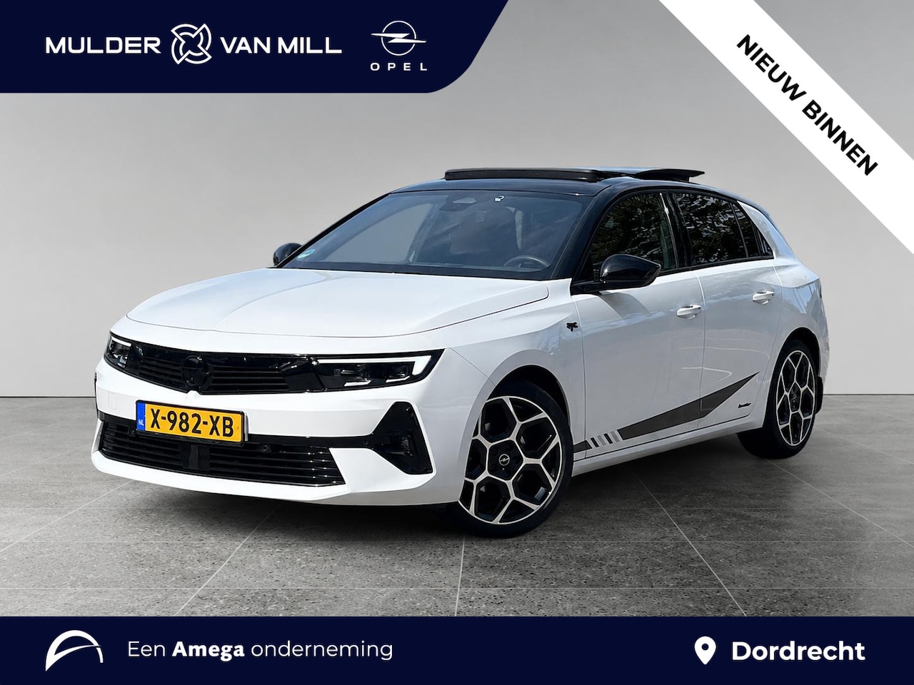 Opel Astra - Ultimate 1.2 Turbo 130pk EAT8 | IRMSCHER | SCHUIF/KANTELDAK | MATRIX LED | ALCANTARA/LEDER - AutoWereld.nl