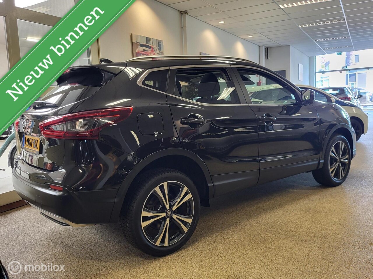 Nissan Qashqai - 1.3 MHEV Business Design *NL, 1e EIG, RIJKLAARPRIJS!*