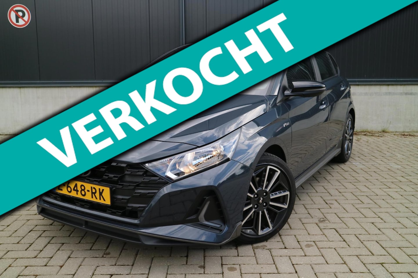 Hyundai i20 - N -Line / airco / cruise / camera / 17" l.m. velgen / PDC ! - AutoWereld.nl