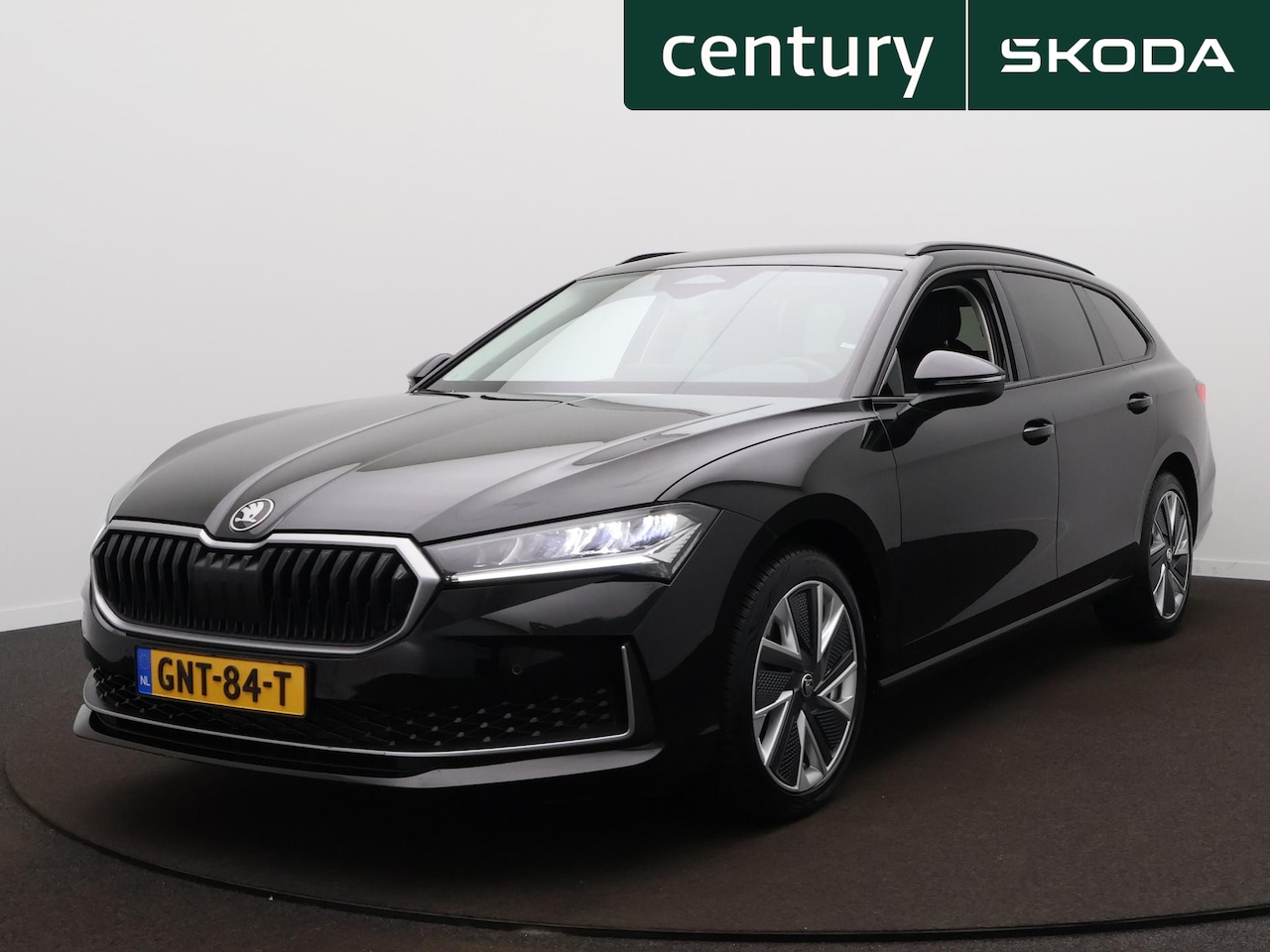 Skoda Superb Combi - 1.5 TSI MHEV First Edition Navigatie - Automaat - Camera - 18 Inch - AutoWereld.nl