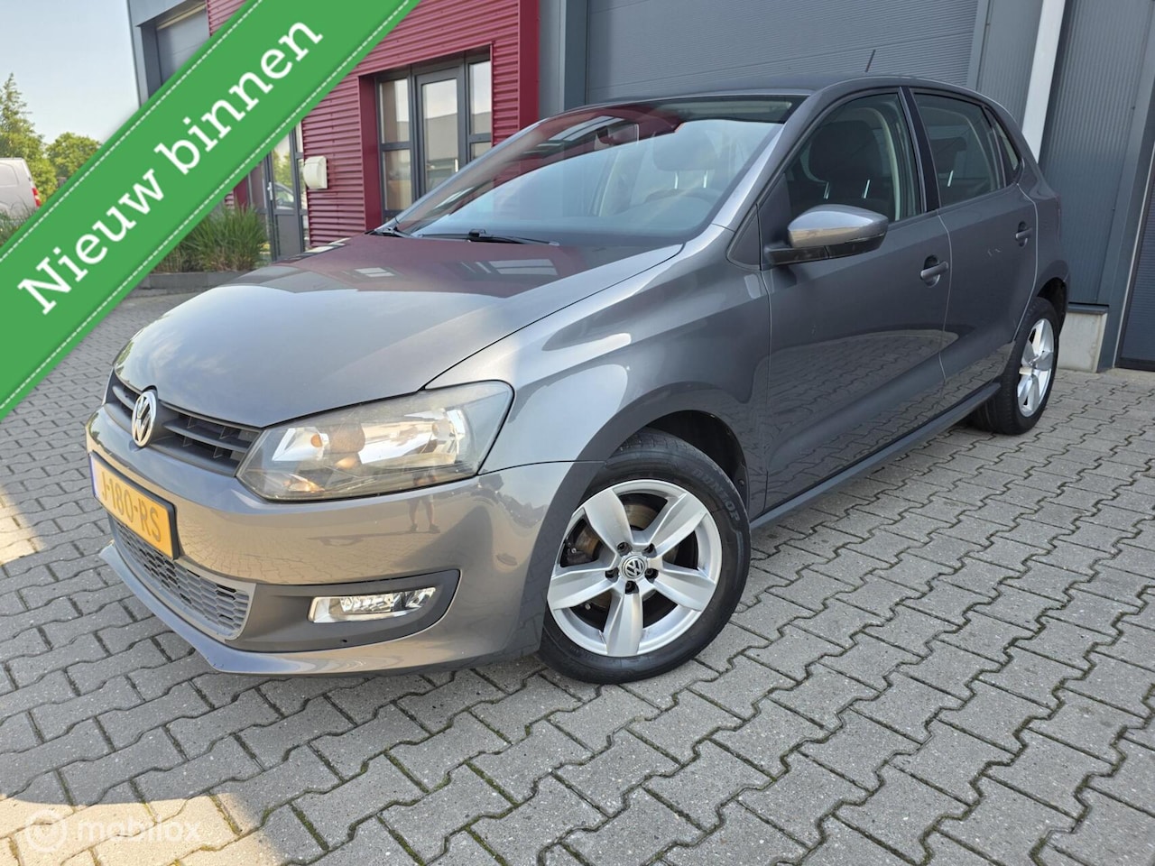 Volkswagen Polo - 1.2 Easyline / nieuwe APK / 5 deurs - AutoWereld.nl