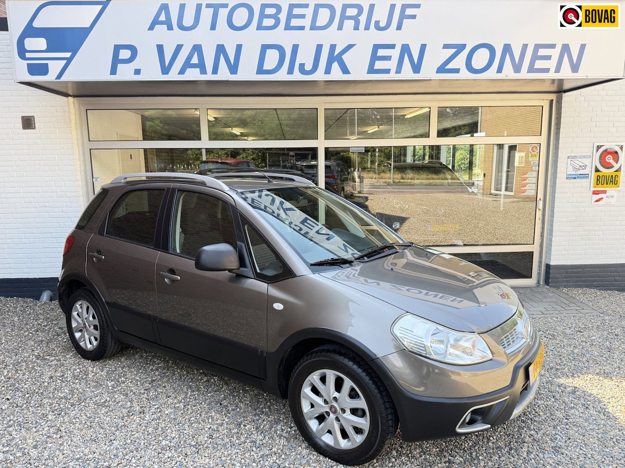Fiat Sedici - 1.6-16V Emotion/Suzuki SX4 - AutoWereld.nl