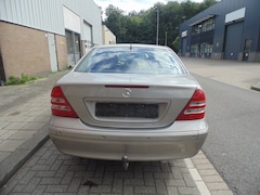 Mercedes-Benz C-klasse - 180 K. Elegance MET AIRCO NAVI