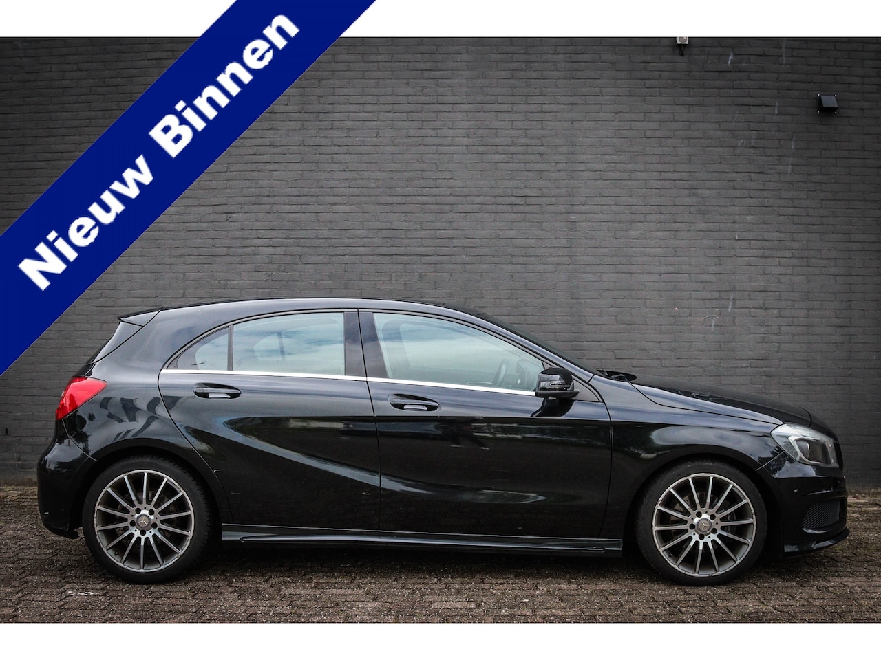 Mercedes-Benz A-klasse - 180 Ambition Net binnen-Nu al te bezichtigen - AutoWereld.nl