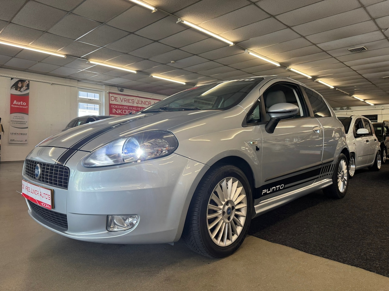 Fiat Grande Punto - 1.4-16V Sportsound Plus.Xenon, airco - AutoWereld.nl