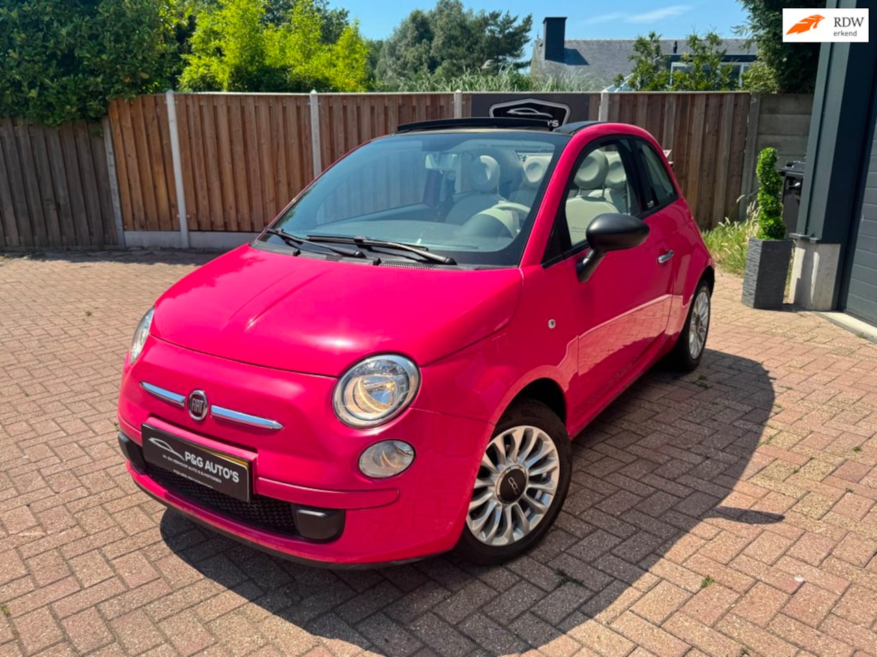 Fiat 500 C - 1.2 Lounge cabrio Roze - AutoWereld.nl