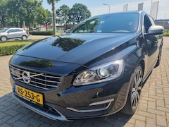 Volvo V60 - 2.4 D6 Twin Engine R-Design Leder Adaptive Open Dak