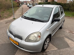 Toyota Yaris - 1.3-16V VVT-i Sol Automaat 5drs Top Export