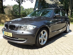 BMW 1-serie - 118i Business Line