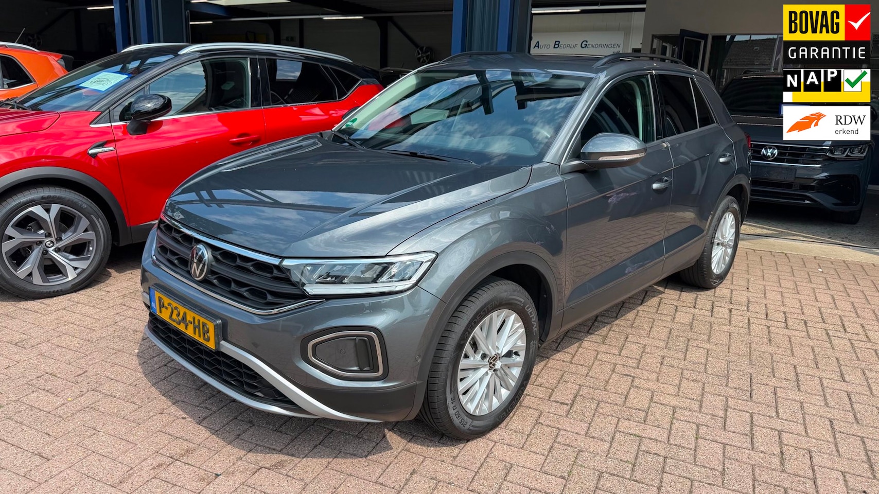Volkswagen T-Roc - 1.0 TSI Life Business 1.0 TSI Life Business - AutoWereld.nl