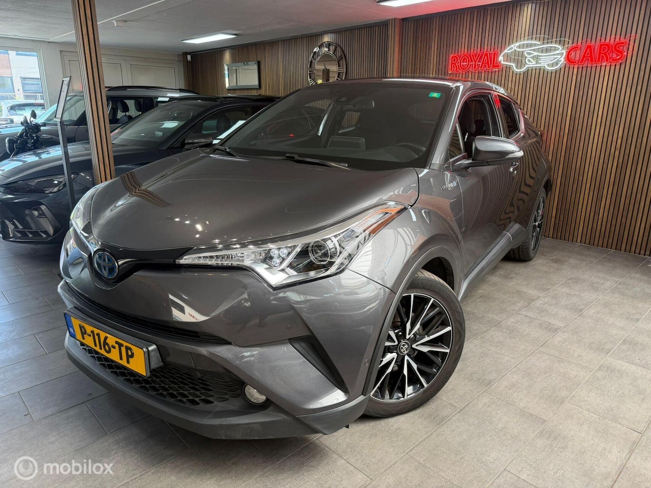 Toyota C-HR - 1.8 Hybrid Energy / Camera / Led / - AutoWereld.nl