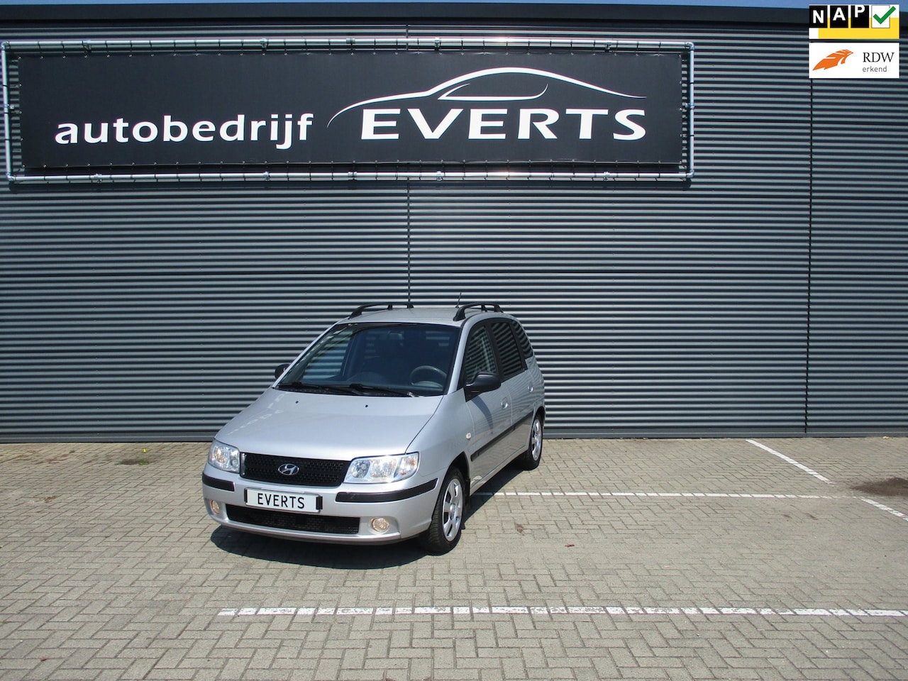 Hyundai Matrix - 1.6i Active Cool Automaat 162608 Km Nap zeer nette en goed rijdende auto nu scherpe meenee - AutoWereld.nl