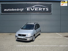 Hyundai Matrix - 1.6i Active Cool Automaat 162608 Km Nap zeer nette en goed rijdende auto nu scherpe meenee