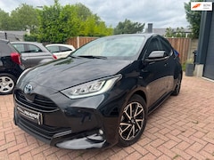 Toyota Yaris - 1.5 Hybrid Dynamic black 2023