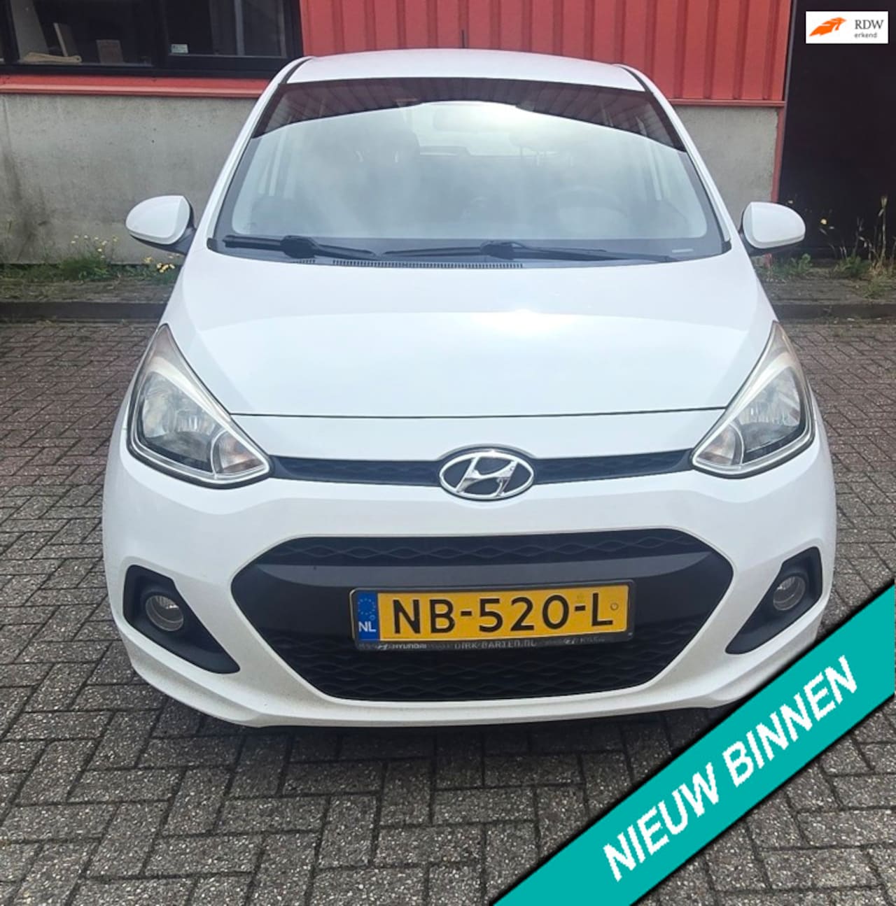 Hyundai i10 - 1.0i i-Motion Comfort 1.0i i-Motion Comfort ( Levering met NIEUWE APK ) - AutoWereld.nl