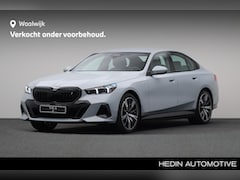 BMW i5 - eDrive40 M Sport Edition 84 kWh | M-Sportpakket Pro | 20'' M-Lichtmetaalvelgen | Individua