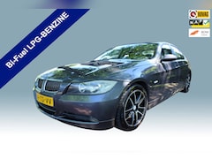 BMW 3-serie - 325i High Executive LPG-G3 UNIEK