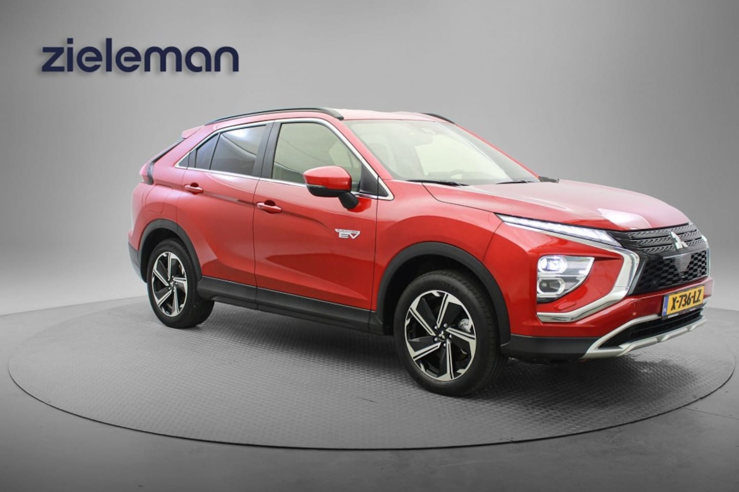 Mitsubishi Eclipse Cross - 2.4 PHEV Business Intense+ - Carplay, Camera, Stoelverw. Half Leer, Trekhaak - AutoWereld.nl