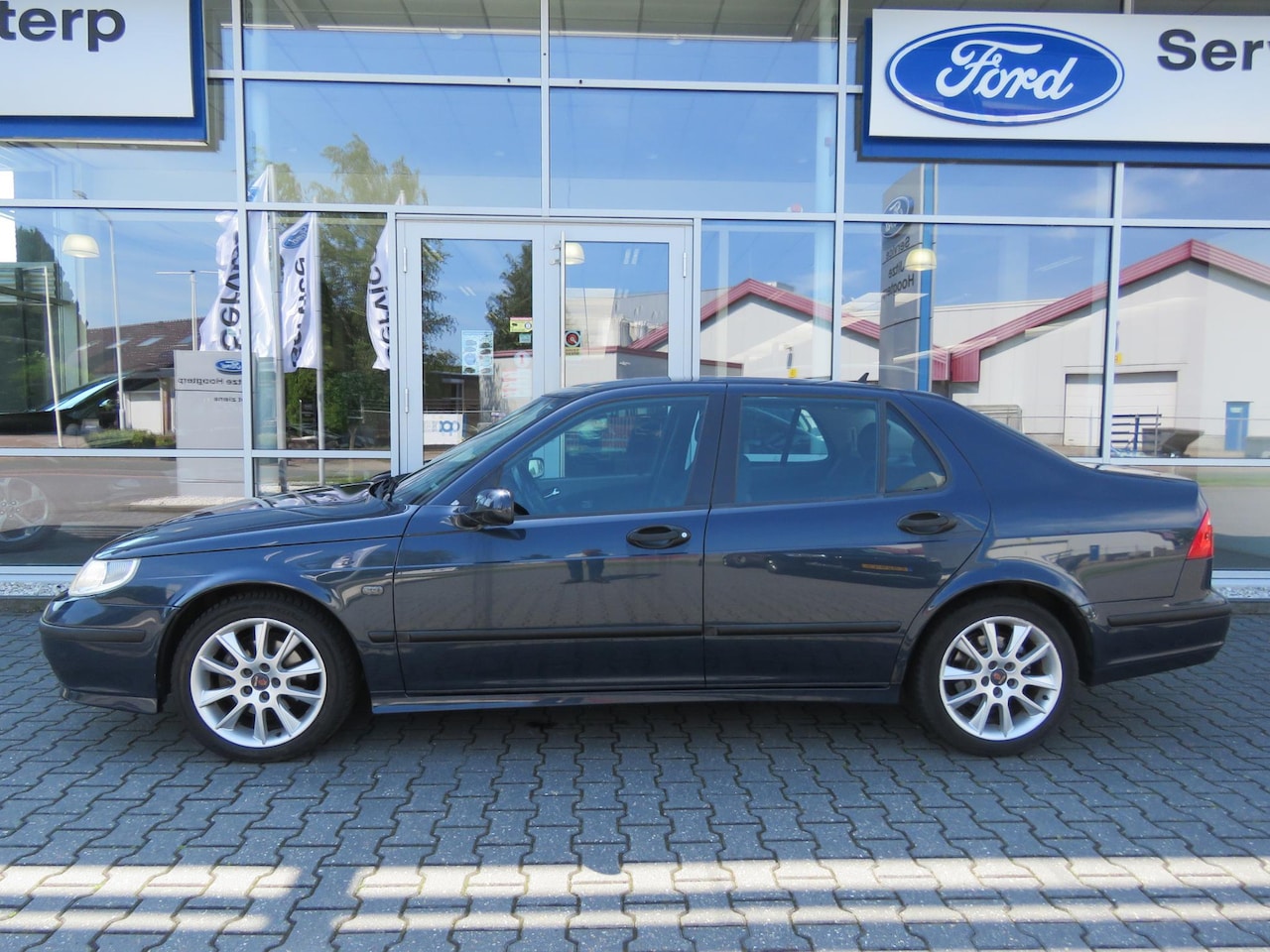 Saab 9-5 - 2.0t Linear Business Pack AUTOMAAT,TREKHAAK,DEALER ONDERHOUDEN INCL DOCUMENTATIE,NIEUWE AC - AutoWereld.nl