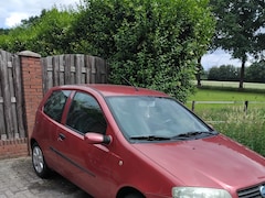 Fiat Punto - 1.4-16V Young