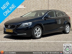 Volvo V40 - 1.6 D2 R-Design | Pano | Camera | Climate | Cruise | Navi | PDC |