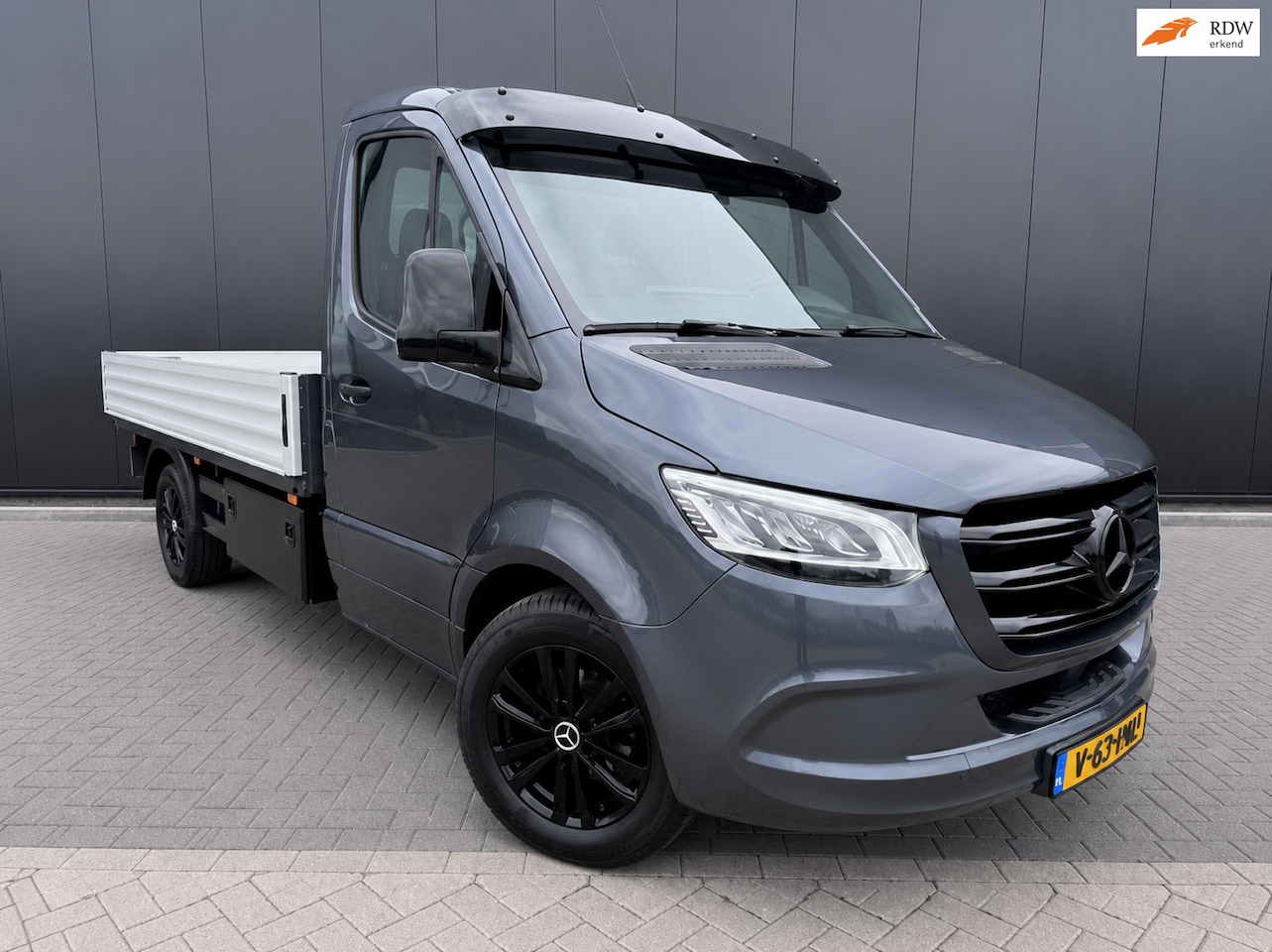 Mercedes-Benz Sprinter - 317 CDI L2 AUTOMAAT FULL-LED ACC CAMERA NAVI GR SCHERM TREKHAAK - AutoWereld.nl