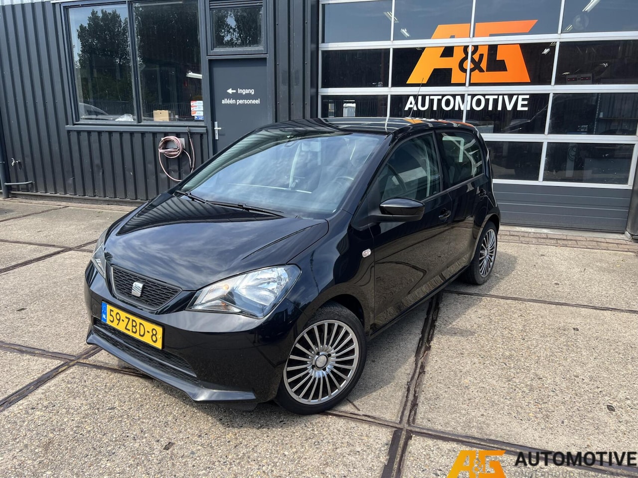SEAT Mii - 1.0 5DRS Zwart 2012 | Airco | - AutoWereld.nl