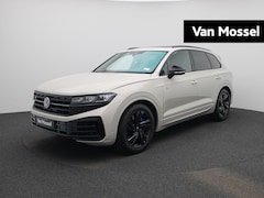 Volkswagen Touareg - 3.0 TSi eHybrid 4MOTION R Edition 462 PK| V6 | Panoramadak | Leder Interieur | Luchtvering