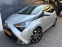 Toyota Aygo - 1.0 VVT-I X-JOY Carplay Camera Climat control