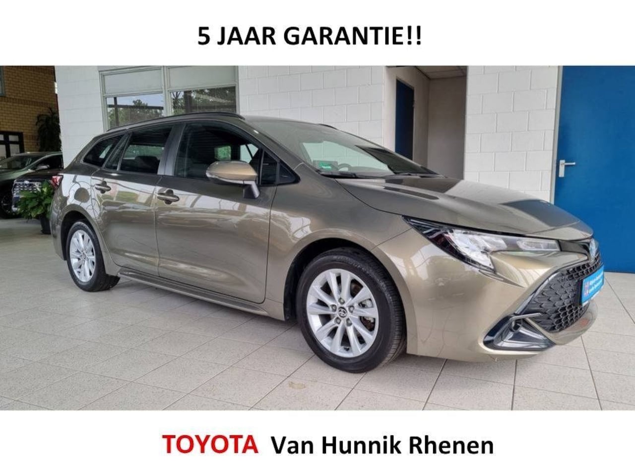 Toyota Corolla Touring Sports - 1.8 140 | Navi | Stoel en stuurverw | LED | Apple/Android | - AutoWereld.nl