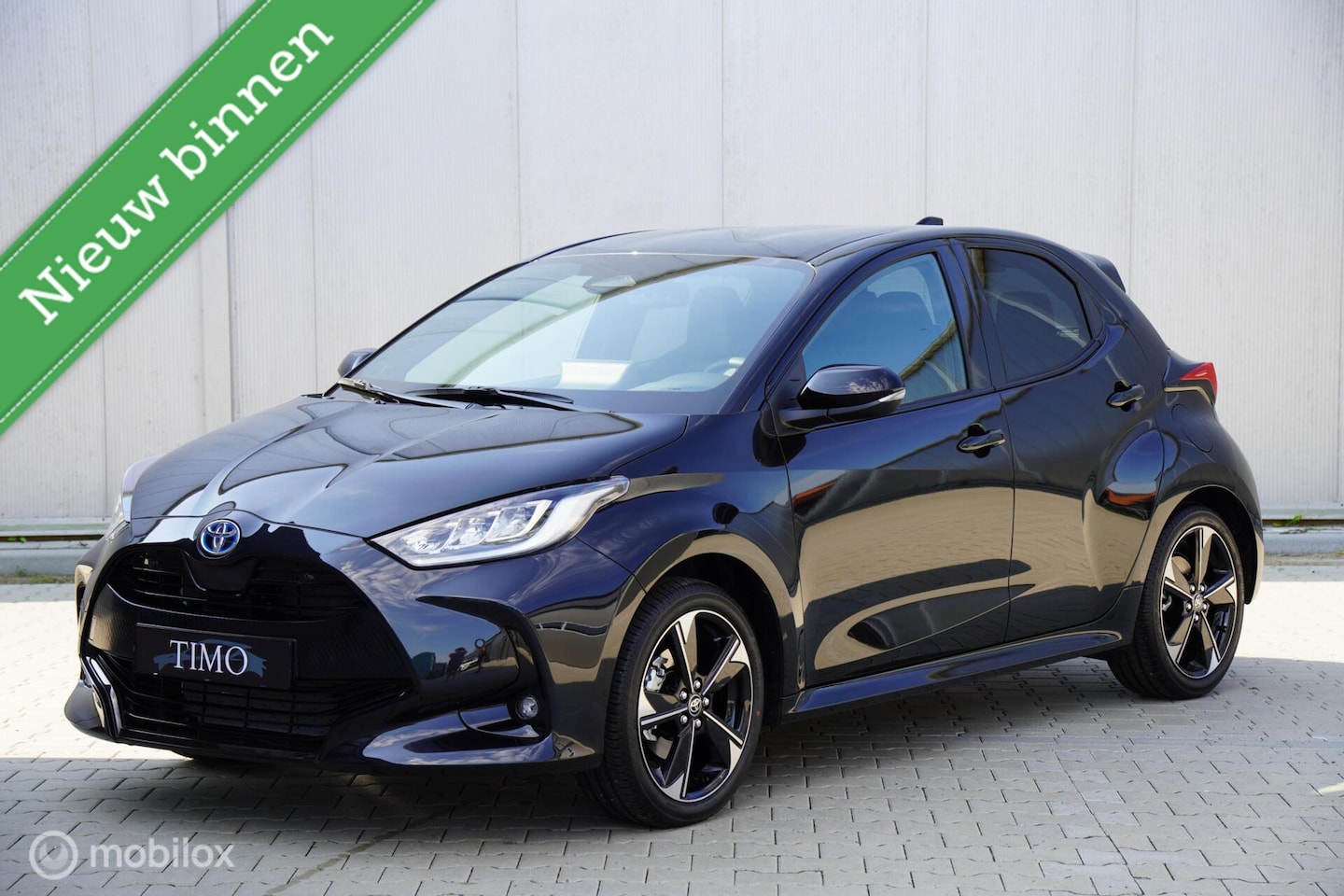 Toyota Yaris - 1.5 Hybrid Executive Facelift Stoelverwarming - AutoWereld.nl
