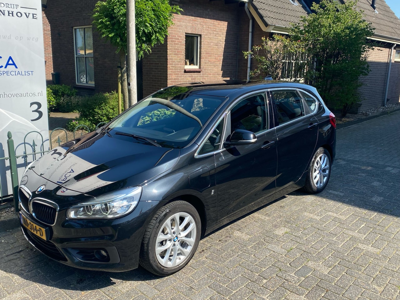BMW 2-serie Active Tourer - 225xe iPerformance Centennial Executive 225xe iPerformance Centennial Executive - AutoWereld.nl