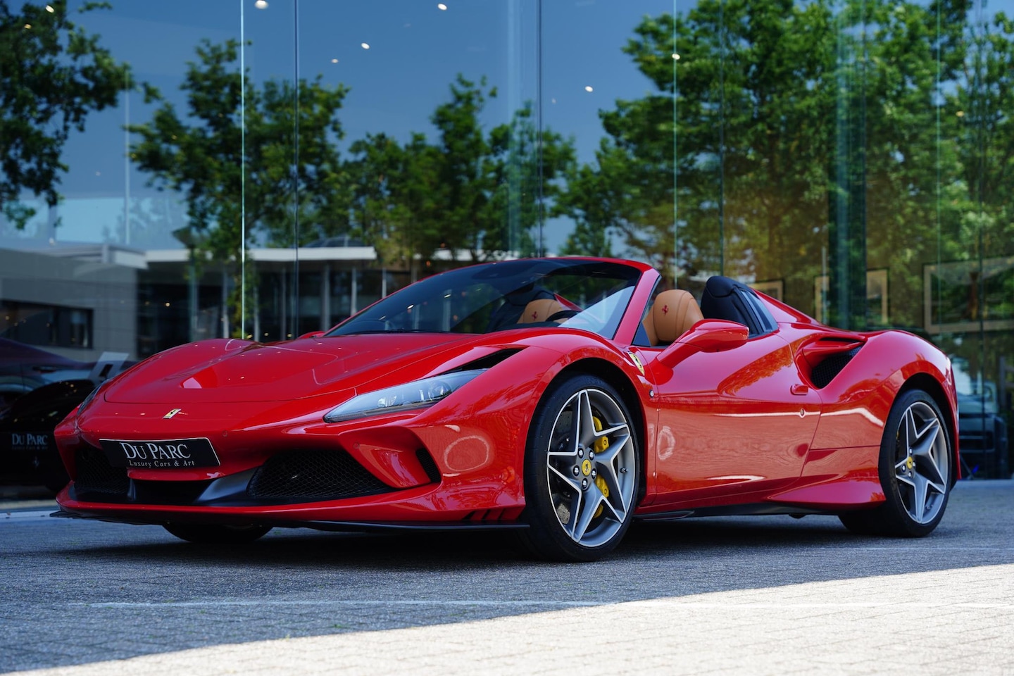 Ferrari F8 Spider - 3.9 V8 HELE Carbon Pack - AutoWereld.nl