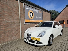 Alfa Romeo Giulietta - 1.4 T Distinctive (turbo defect)