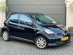 Toyota Aygo - Sport 1.0-12V | Stoelverw. | PDC | Airco | Nw. APK | Gr. Beurt |