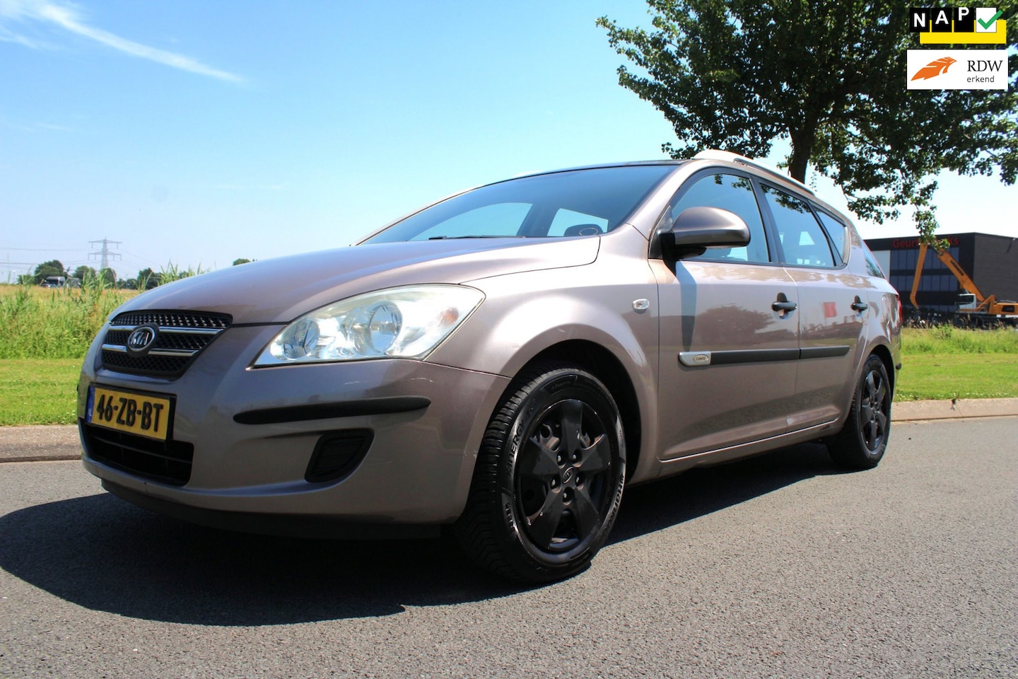 Kia Cee'd Sporty Wagon - 1.4 X-tra Airco - AutoWereld.nl
