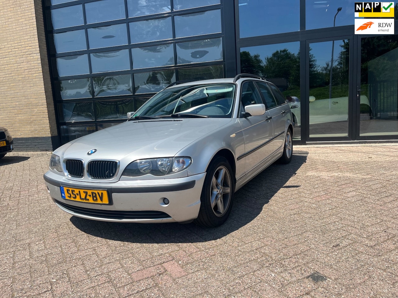 BMW 3-serie Touring - 316i Executive 316i Executive, Airco, Trekhaak , Pdc - AutoWereld.nl