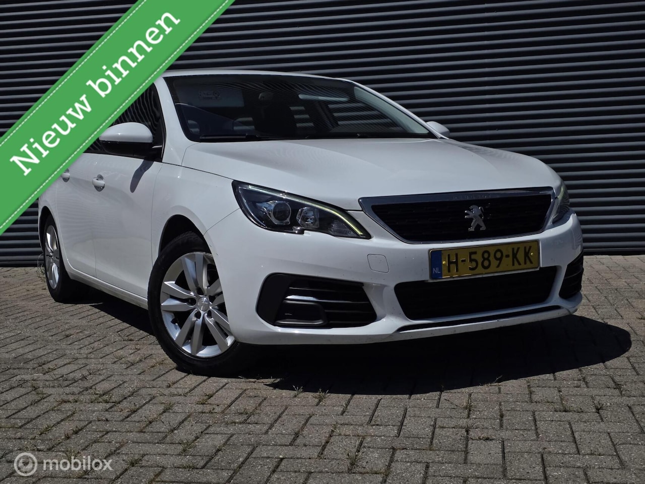 Peugeot 308 SW - 1.2 PureTech Blue Lease Allure 1.2 PureTech Blue Lease Allure - AutoWereld.nl