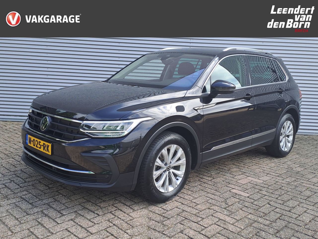 Volkswagen Tiguan - 1.5 TSI Life Business | Cruise control adaptief | Navi | Camera | Apple carplay | Andriod - AutoWereld.nl