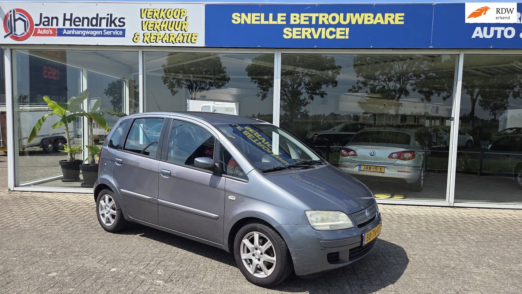 Fiat Idea - 1.4-16V Dynamic 1.4-16V Dynamic - AutoWereld.nl