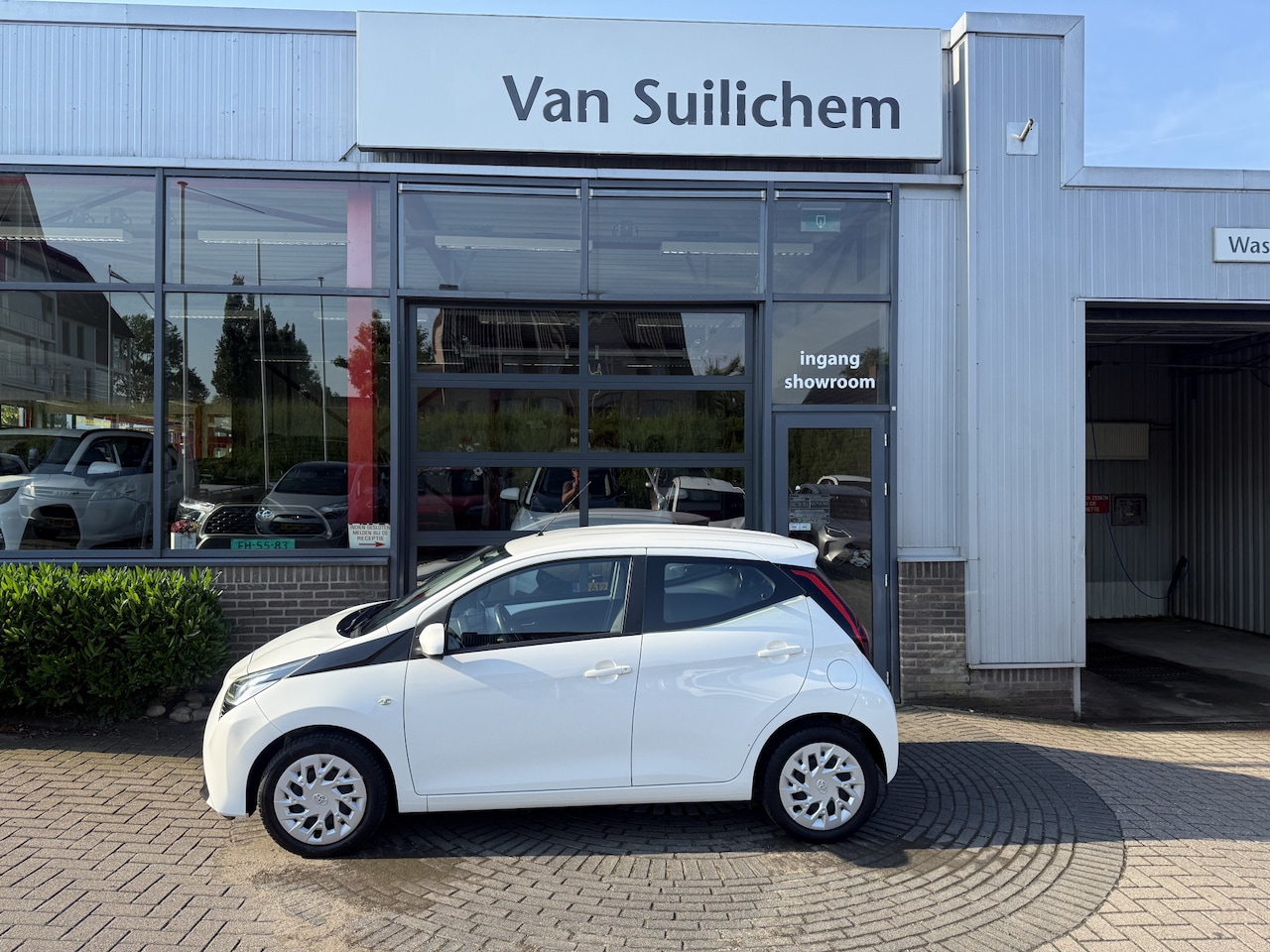 Toyota Aygo - 1.0 VVT-i x-play limited 1.0 VVT-i x-play limited - AutoWereld.nl