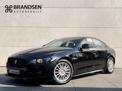 Jaguar XE - 2.0 D R-Sport Navi-Leer