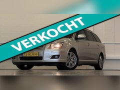 Toyota Avensis Wagon - 1.8 VVTi Luna Business Automaat Trekhaak Garantie Mooi